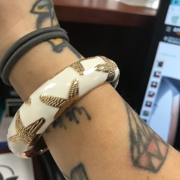 Bangle bracelet - Picture 6 of 6